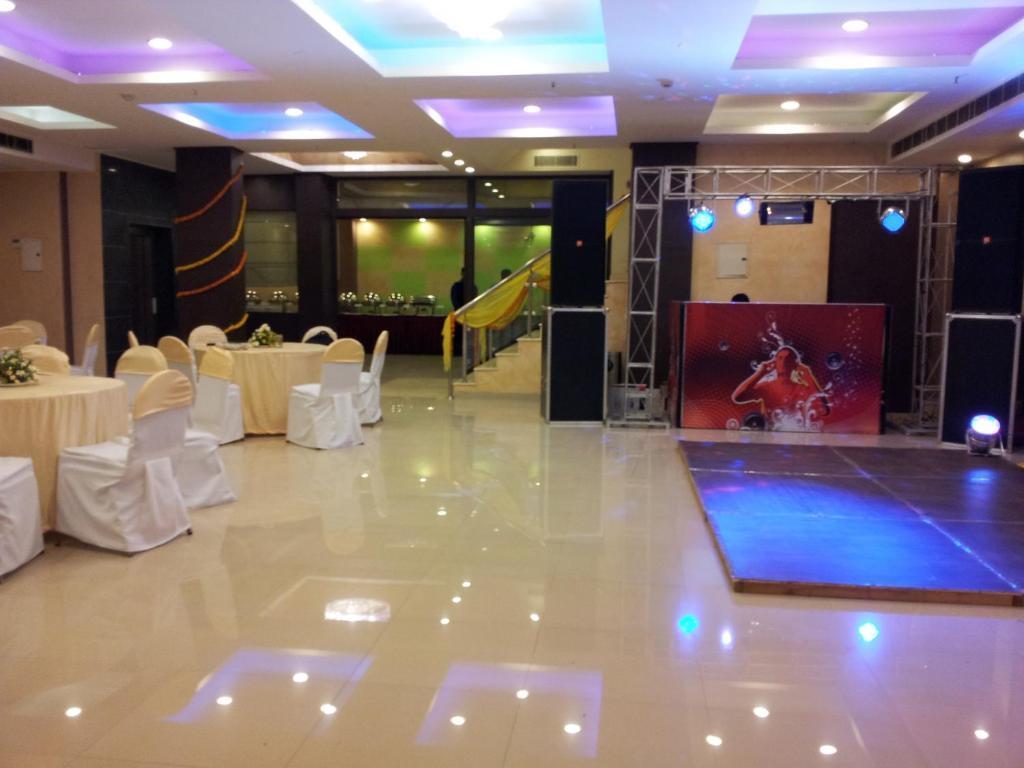 Oyo 1227 Hotel Rousha Inn Ghaziabad Exterior photo
