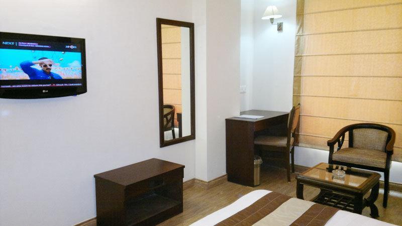 Oyo 1227 Hotel Rousha Inn Ghaziabad Exterior photo